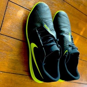 Nike Phantom Indoor Soccer Shoes